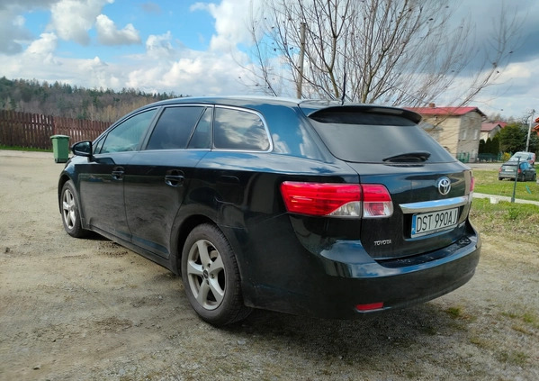 Toyota Avensis cena 37000 przebieg: 145000, rok produkcji 2012 z Strzelin małe 29